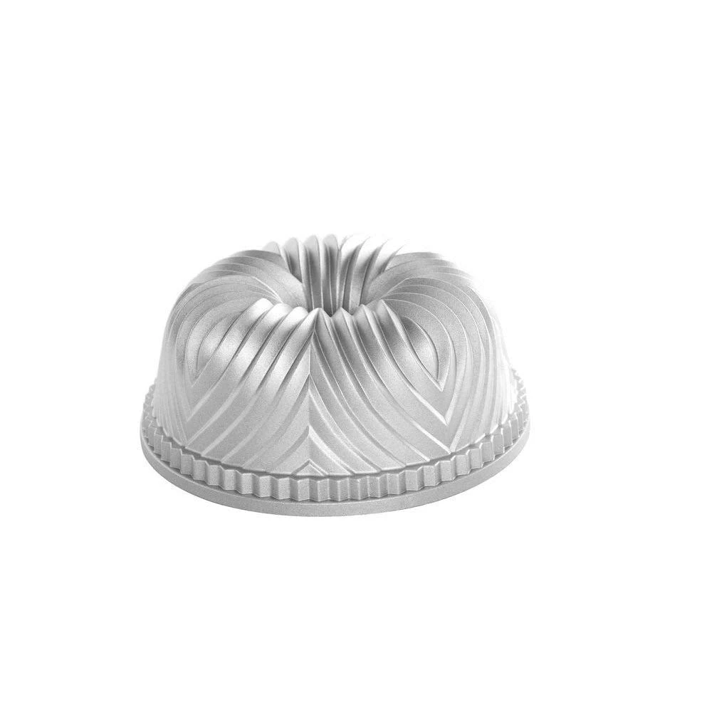 Nordic Ware Bavaria Bundt Pan 1 Nordic Ware Bavaria Bundt Pan