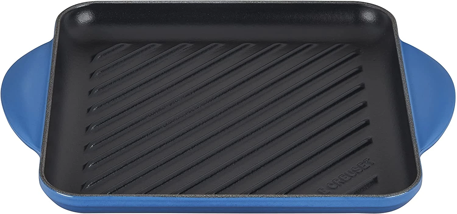 Le Creuset Enamaled Cast Iron Square Grill, 9.5" 4 Le Creuset Enamaled Cast Iron Square Grill, 9.5" - Image 4