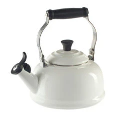 Le Creuset Whistling Kettle